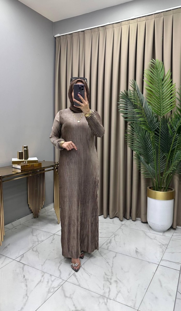 Multi Piliseli Kadife Elbise Kahve