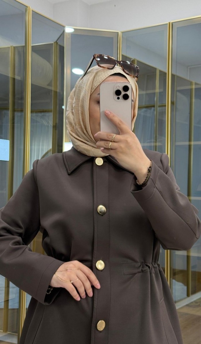 Gold Düğmeli Beli büzgülü Scuba Takım Gold Düğmeli Beli büzgülü Scuba Takım