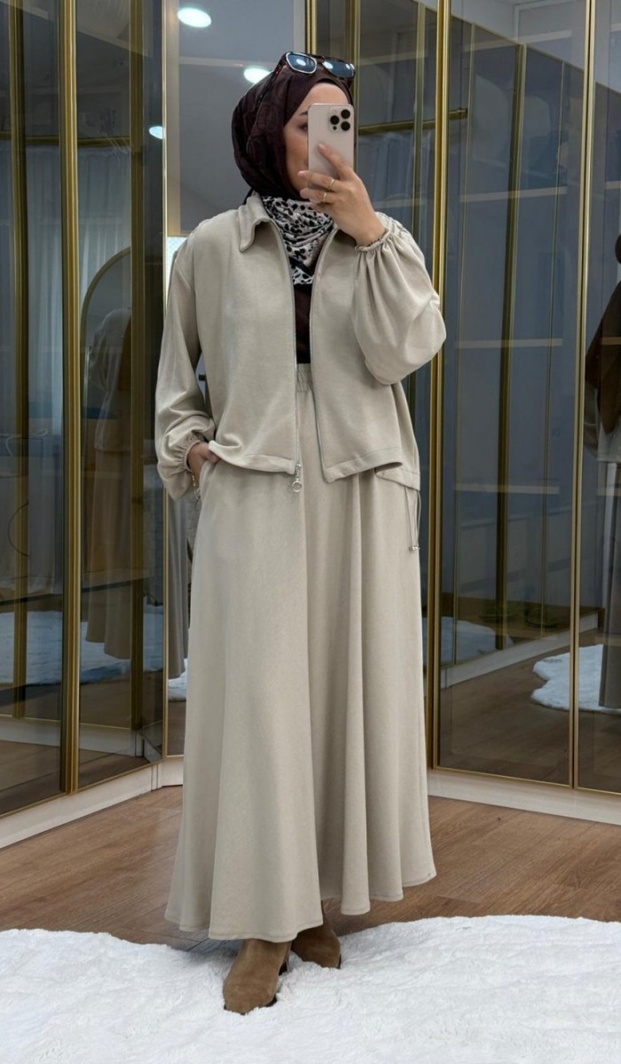 Omuzu Büzgülü Ceket Etek Takım