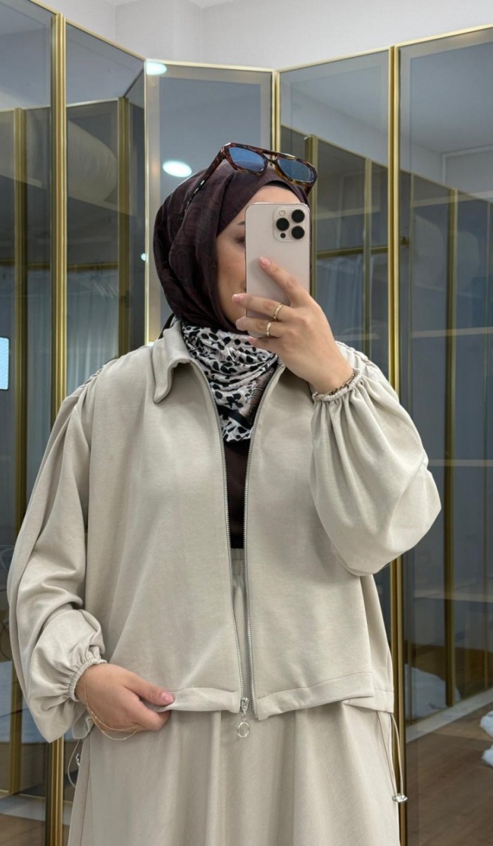 Omuzu Büzgülü Ceket Etek Takım