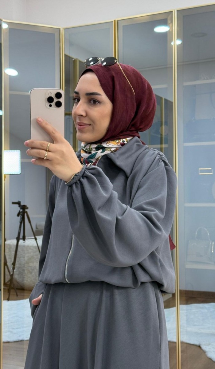 Omuzu Büzgülü Ceket Etek Takım