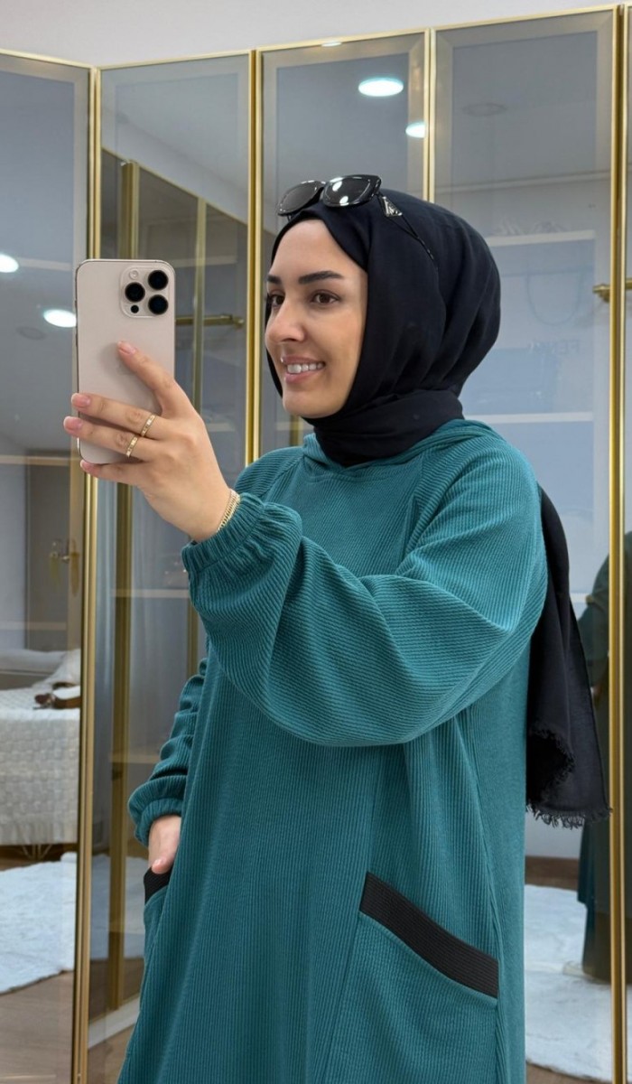 Burgu Kumaş Garnili Takım