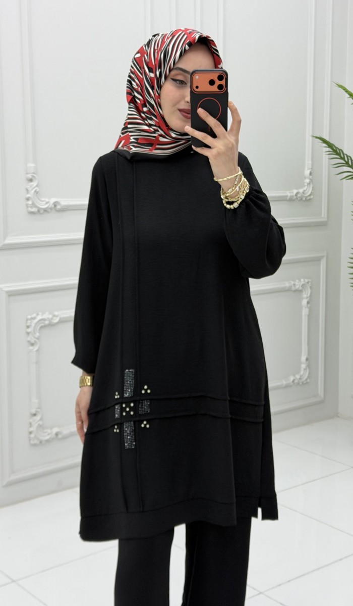 Tuğba Takım Siyah